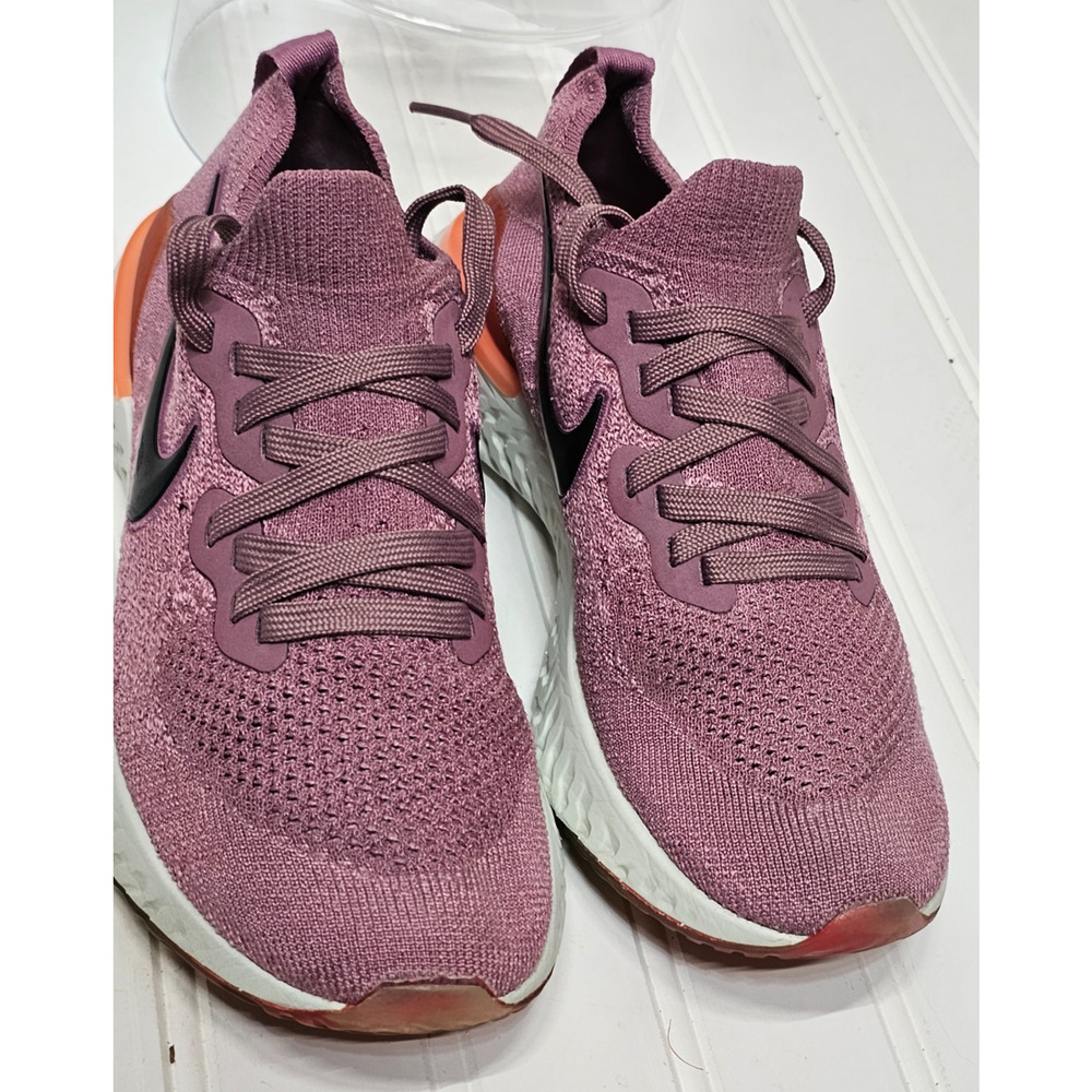 Nike Epic React Flyknit Womens size 6 Running shoes pink